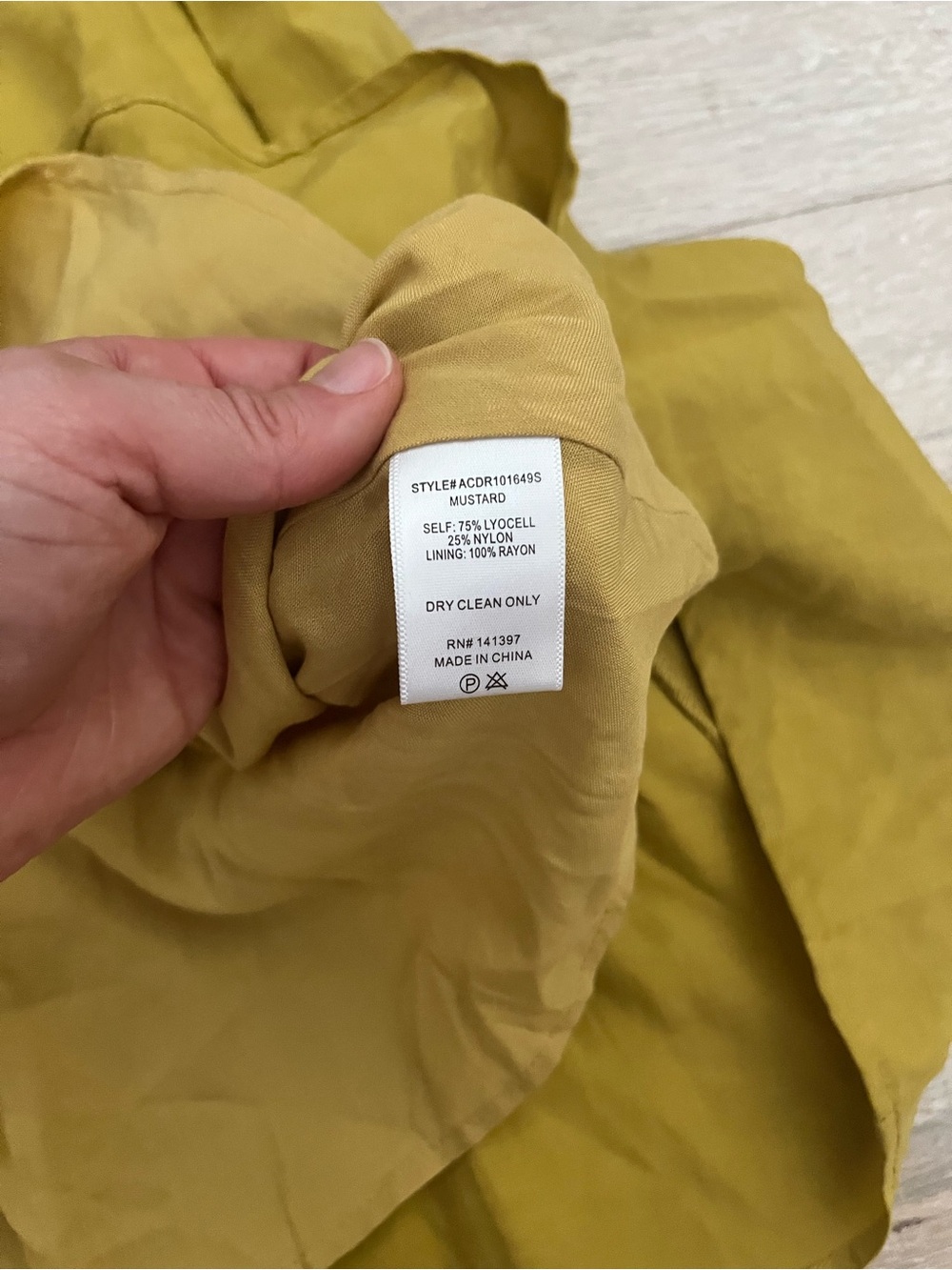 NWT Astr Women’s Serilda Cutout Puff Sleeve Mini Dress Mustard - Size Medium - Picture 6 of 8